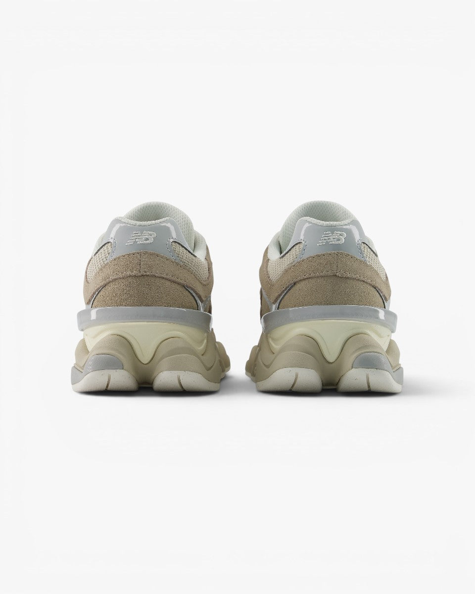 New Balance 9060 Beige Silver