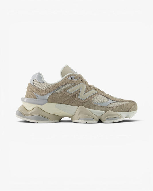 New Balance 9060 Beige Silver